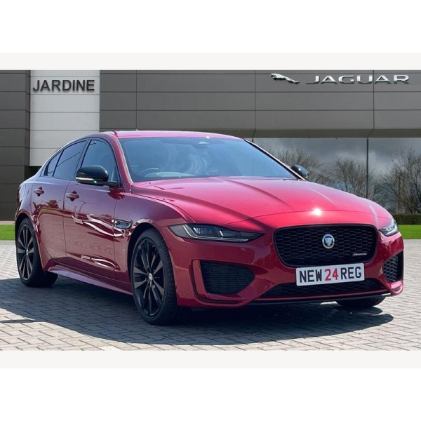 Jaguar XE - 2.0 D200 R-Dynamic SE Black 4dr Auto