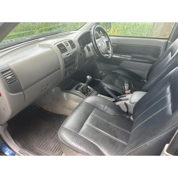 Isuzu Rodeo - 3.0 TD Denver Max LE Pickup 4dr Diesel Manual 4WD (243 g/km, 129 bhp)