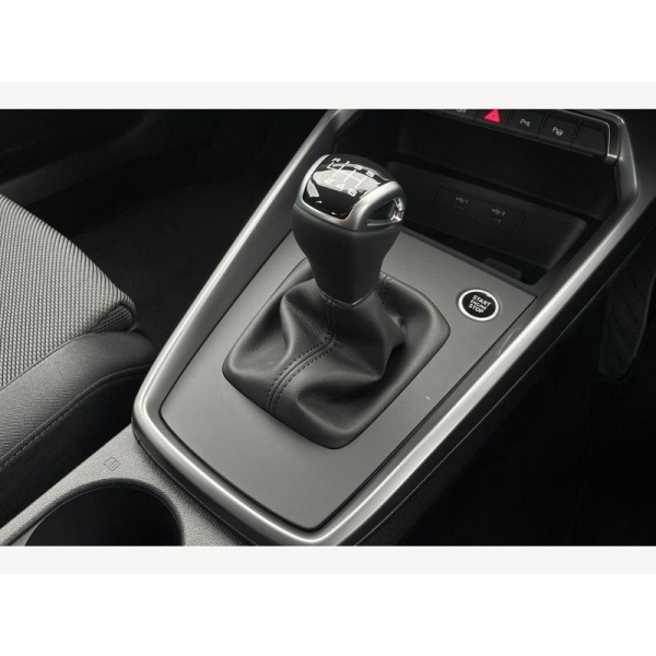 Audi A3 Saloon - AUDI A3 Saloon Sport 35 TFSI 150 PS 6-speed 1.5 4dr