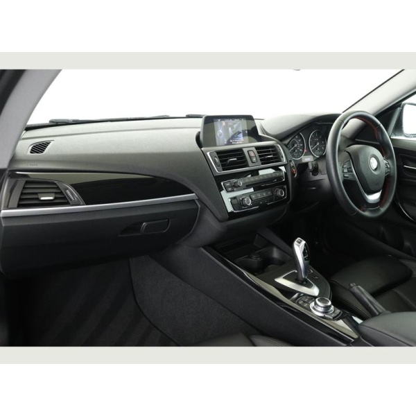 BMW 2 Series - 218D SPORT 2.0 2dr