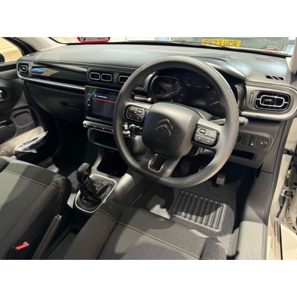 Citroen C3 - 1.2 PureTech PLUS Euro 6 (s/s) 5dr