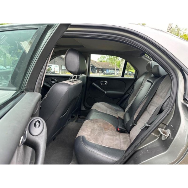 MG ZT - 2.0 135 CDTi + Saloon 4dr Diesel Manual (163 g/km, 129 bhp)