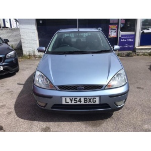 Ford Focus - 1.6i 16v Ghia 4dr