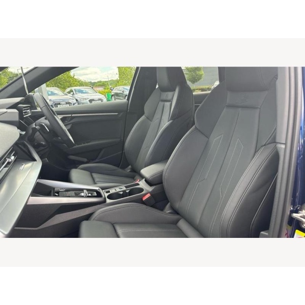 Audi A3 - Audi Saloon Black Edition 35 TFSI 150 PS S tronic 1.5 4dr