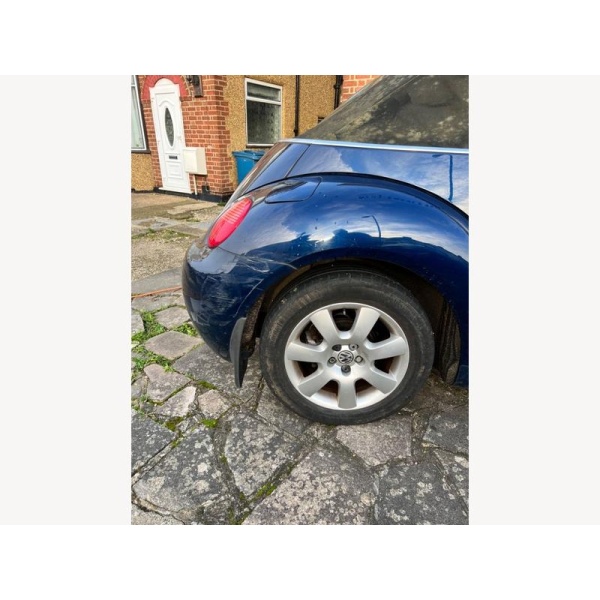 Volkswagen Beetle - 2.0 S Cabriolet 2dr Petrol Manual Euro 4 (115 ps)