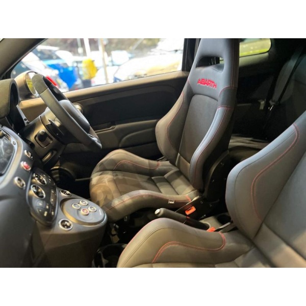 Abarth 695C - 1.4 T-Jet Competizione Cabrio Auto Euro 6 2dr