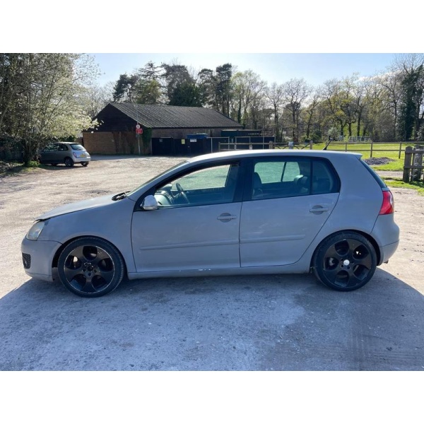 Volkswagen Golf - 2.0 TDI GT 5dr
