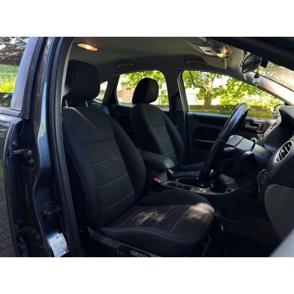 Ford Focus - 1.6 Focus Titanium TDCi 109 5dr
