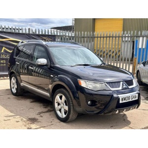 Mitsubishi Outlander - 2.0 DI-DC Warrior 4WD Euro 4 5dr