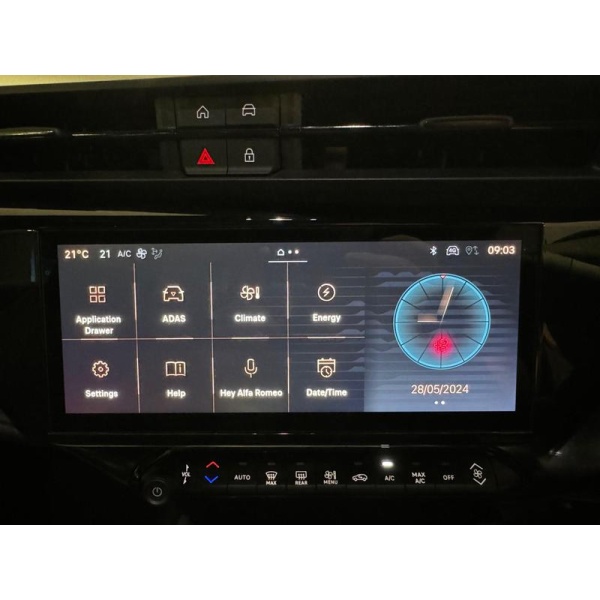Alfa Romeo Junior - 54kWh Elettrica Speciale Auto 5dr