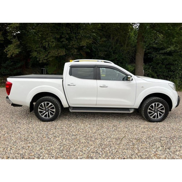 Nissan NP300 NAVARA - 2.3 DCI ACENTA 4X4 SHR DCB 160 BHP TOWBAR,ALLOYS,NO VAT,VALUE