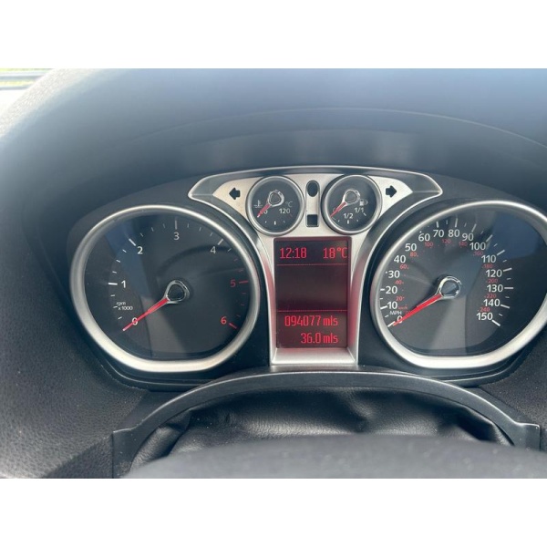 Ford C-max - 1.8 TDCi Titanium MPV 5dr Diesel Manual (143 g/km, 113 bhp)