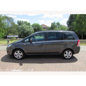 Vauxhall Zafira - 1.6 16V Exclusiv MPV 5dr Petrol Manual Euro 5 (115 ps)