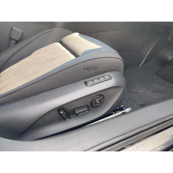 SKODA Superb - 2.0 TDI Laurin & Klement DSG 4WD Euro 6 (s/s) 5dr