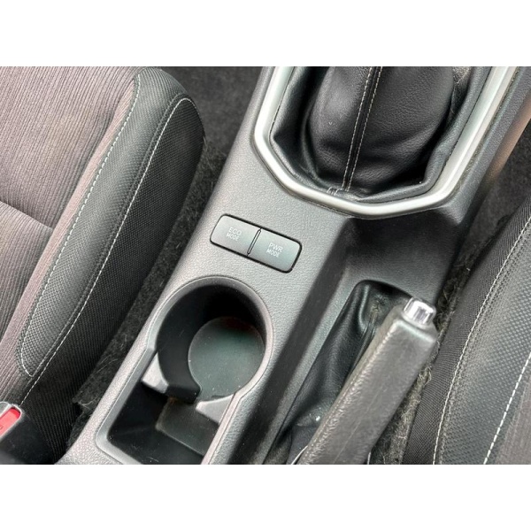 Toyota Hilux - D-4D Invincible Pickup 2.4 Manual Diesel
