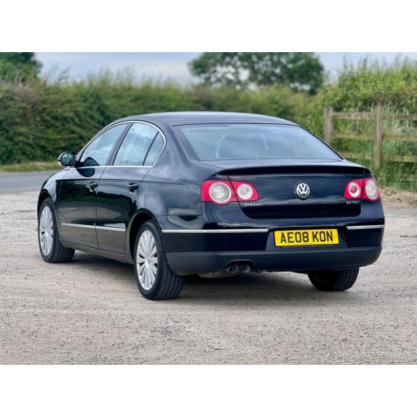 Volkswagen Passat - 2.0 TDI Highline DSG Euro 4 4dr