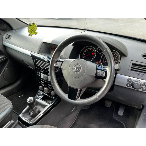 Vauxhall Astra - 1.6i 16v Design Sport Hatch 3dr