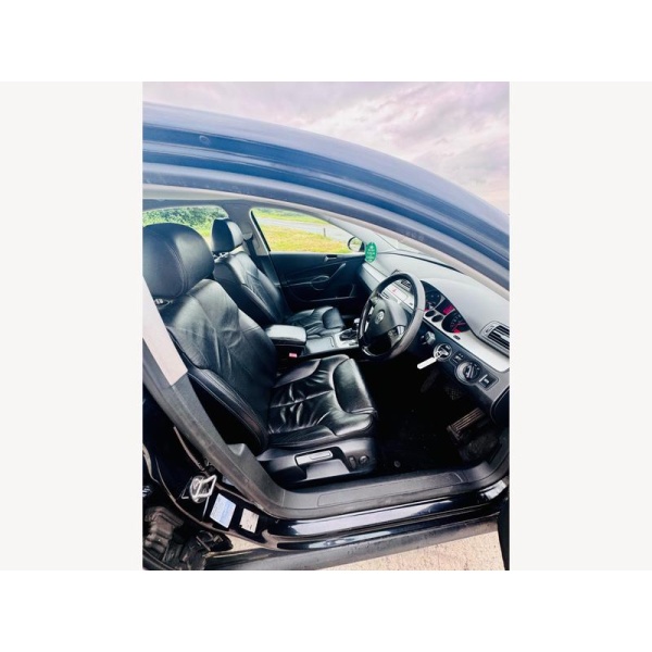Volkswagen Passat - 2.0 TDI Highline DSG Euro 4 4dr
