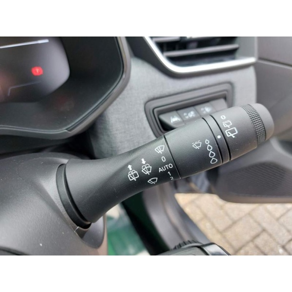 Renault Clio - 1.0 TCe evolution Euro 6 (s/s) 5dr