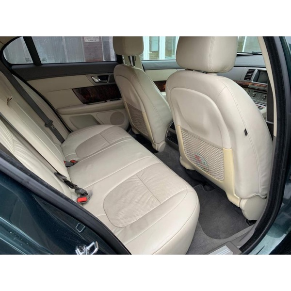 Jaguar XF - 2.7d V6 Premium Luxury Auto Euro 4 4dr