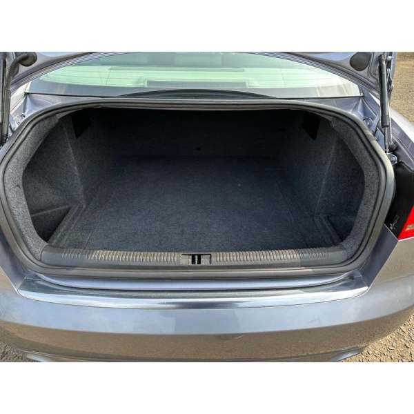 Audi A4 - 2.5 TDI S line 4dr