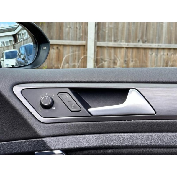 Volkswagen Golf - 1.4 SE NAVIGATION TSI BLUEMOTION TECHNOLOGY DSG 5d 124 BHP Nationwide Home Delivery Available