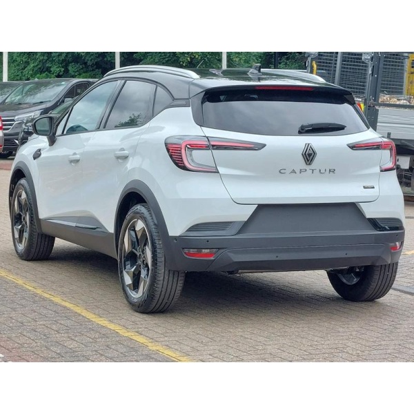 Renault Captur - techno E-Tech full hybrid 145 ^MY25] 1.6 5dr