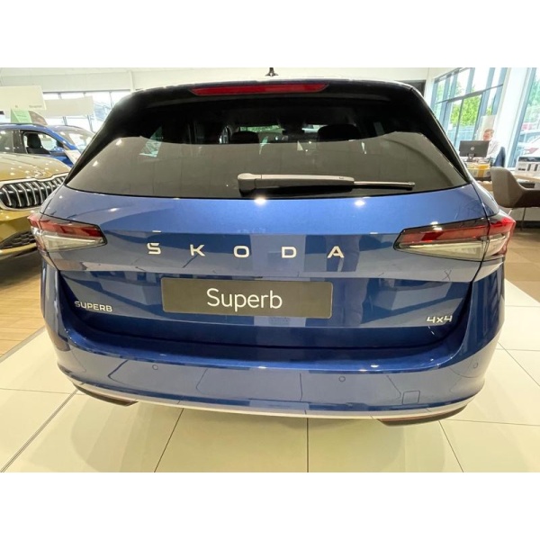SKODA Superb - 2.0 TDI Laurin & Klement DSG 4WD Euro 6 (s/s) 5dr