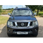 Nissan Navara - 2.5 dCi Tekna Auto 4WD Euro 5 4dr