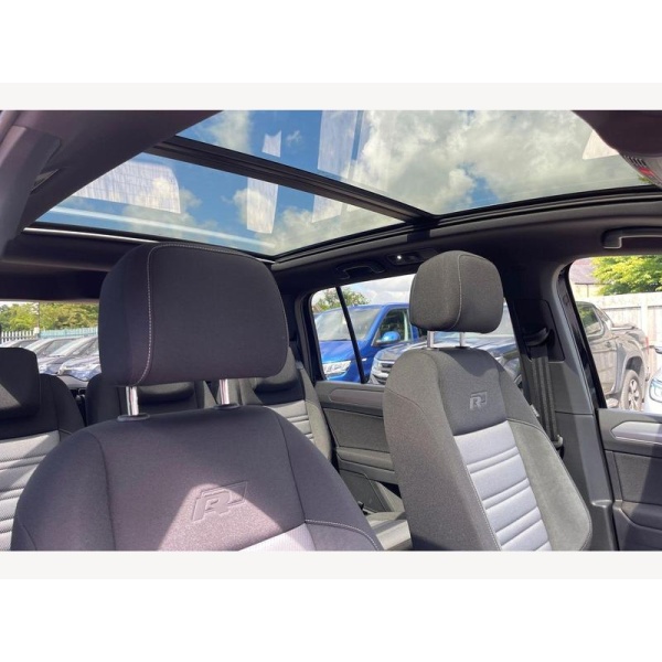 Volkswagen Touran - 1.5 TSI EVO R-Line DSG Euro 6 (s/s) 5dr