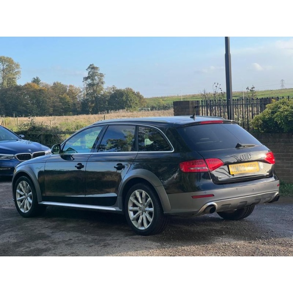 Audi A4 Allroad - 2.0 TFSI S Tronic quattro Euro 5 5dr