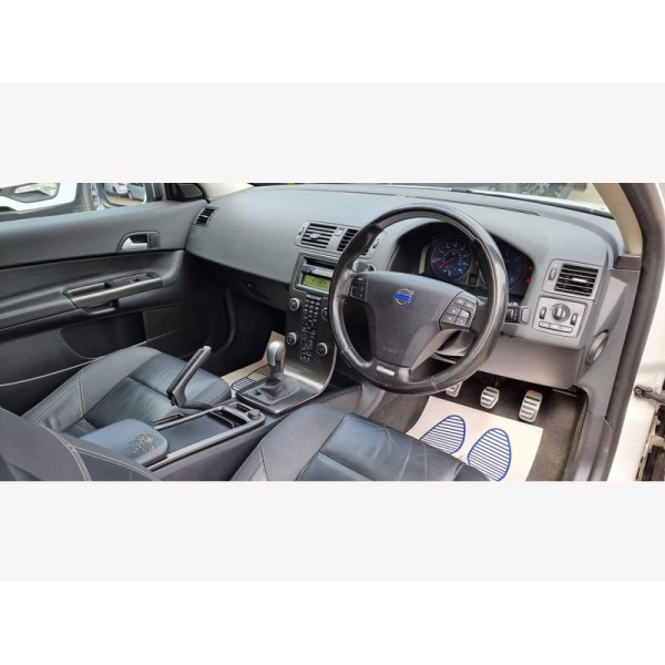Volvo C30 - 1.6 D2 R-Design Sports Coupe Euro 5 3dr
