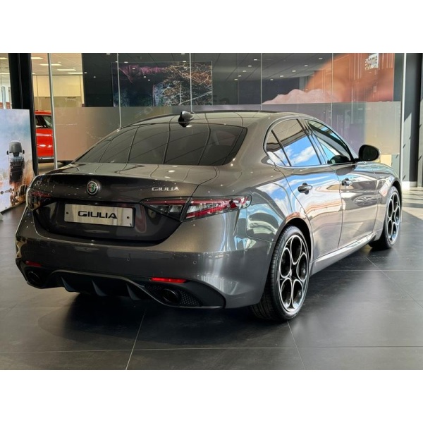 Alfa Romeo Giulia - 2.0T Veloce Auto Euro 6 (s/s) 4dr