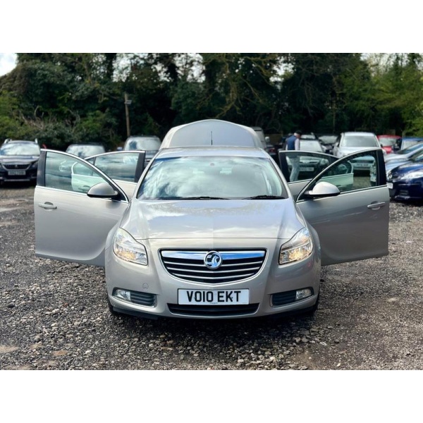 Vauxhall Insignia - 1.8i 16v Exclusiv Euro 5 4dr