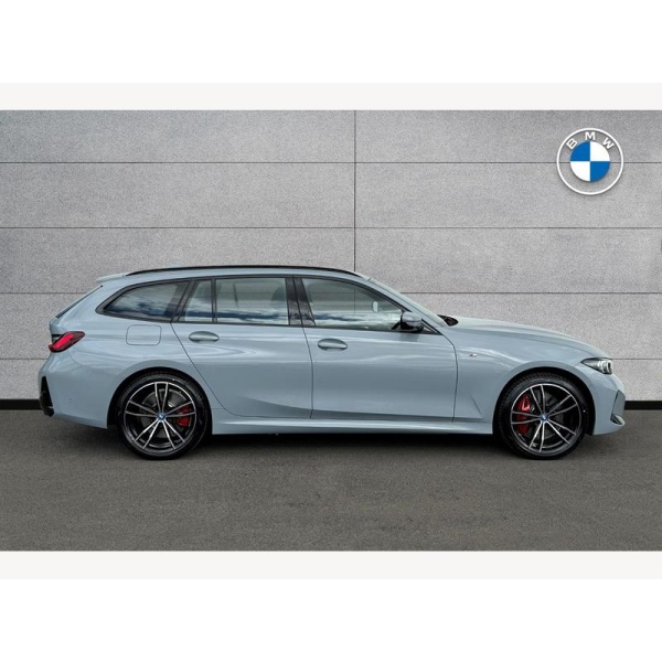 BMW 3 Series Touring - BMW 330e M Sport 2.0 5dr