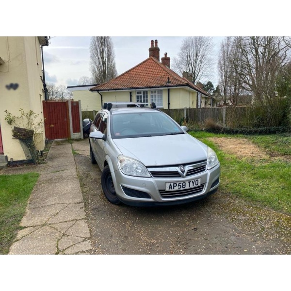 Vauxhall Astra - 1.7 CDTi ecoFLEX Life Estate 5dr Diesel Manual (a/c) (119 g/km, 108 bhp)