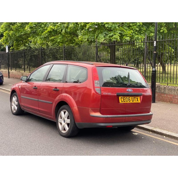 Ford Focus - 1.6 Sport 5dr