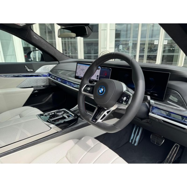 BMW i7 - M70e 105.7kWh Saloon 4dr Electric Auto xDrive (659 ps)