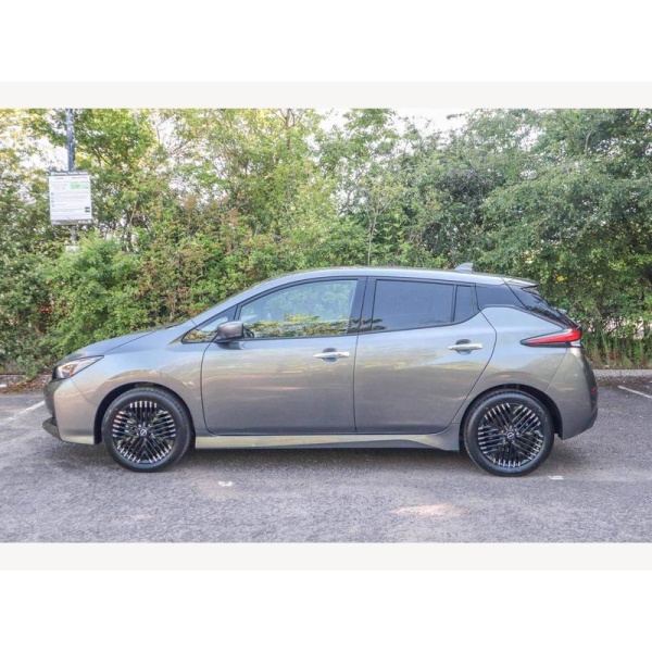 Nissan Leaf - 39kWh N-Connecta Auto 5dr