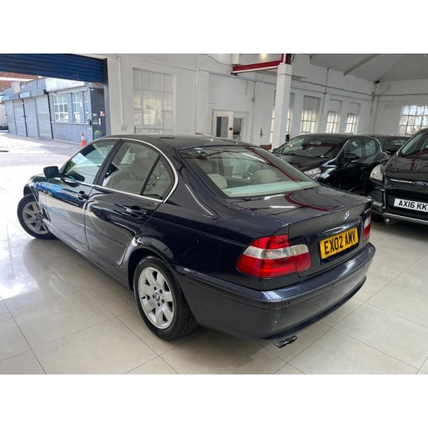 BMW 3 Series - 2.2 320i SE 4dr