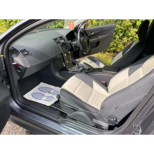 Volvo C30 - 1.6D R-Design Sport Coupe 2dr Diesel Manual (129 g/km, 108 bhp)