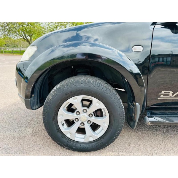 Mitsubishi L200 - 2.5 DI-D Barbarian 4WD Euro 5 4dr (LB)