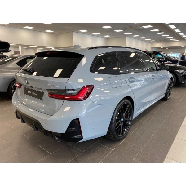 BMW 3 Series - 2.0 330e 12kWh M Sport Touring Auto xDrive Euro 6 (s/s) 5dr