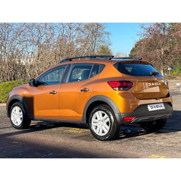 Dacia Sandero - Stepway Essential TCe 90 MY23 1.0 5dr