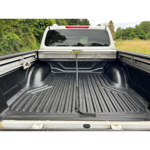 Nissan NP300 NAVARA - 2.3 DCI ACENTA 4X4 SHR DCB 160 BHP TOWBAR,ALLOYS,NO VAT,VALUE