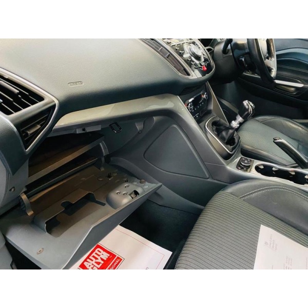 Ford C-max - 2.0 TITANIUM X TDCI 5d 161 BHP TITANIUM X TRIM SPECIFICATION!