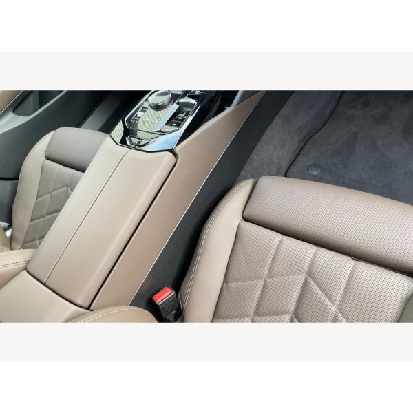 BMW 5 Series - 2.0 530e 22.1kWh M Sport Steptronic Euro 6 (s/s) 4dr