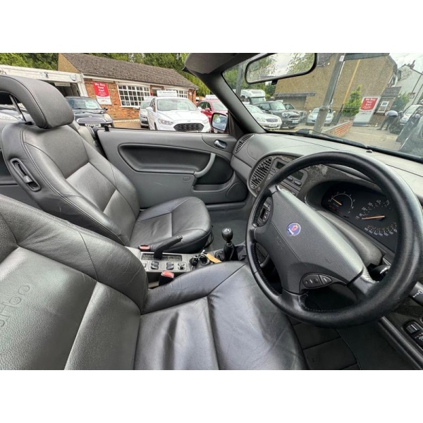 Saab 9-3 - 2.0T SE 2dr
