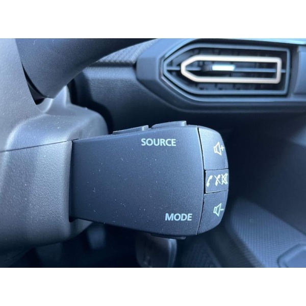 Dacia Sandero - Stepway Essential TCe 90 MY23 1.0 5dr