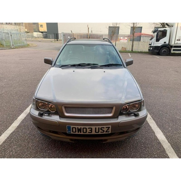Volvo V40 - 1.9 Sport Lux 5dr